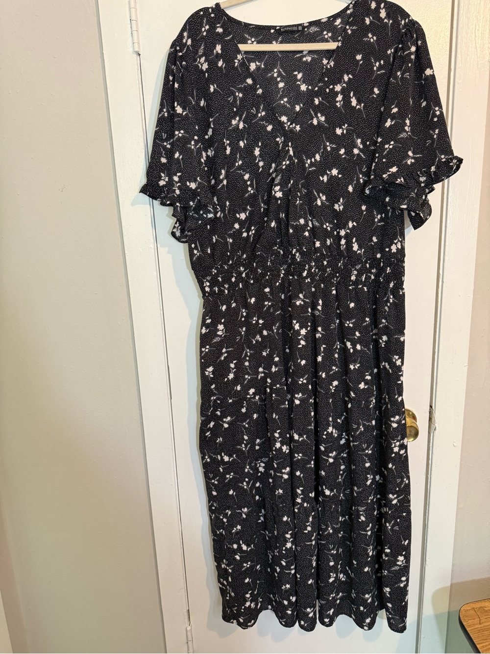 BloomChic Black and White Floral Dress